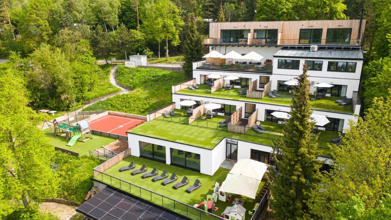 Hotel Kras Йедовнице Екстериор снимка