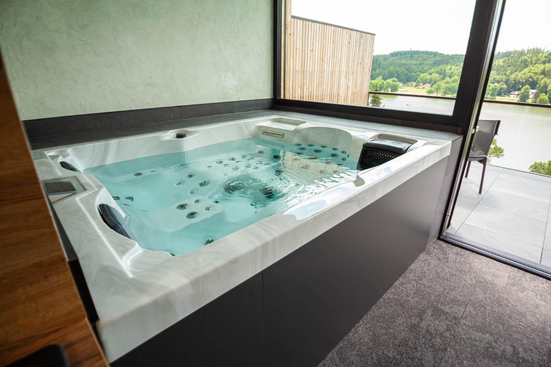 Hotel Kras Йедовнице Екстериор снимка