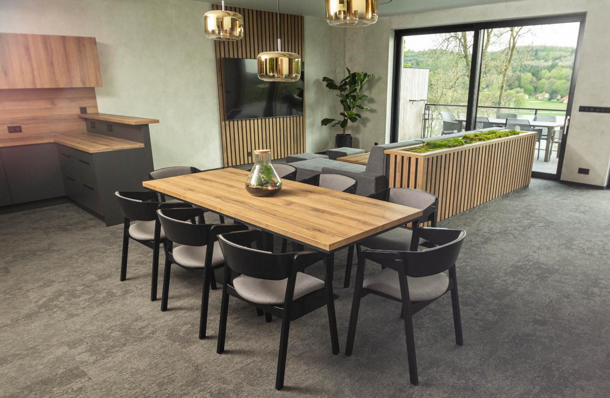 Hotel Kras Йедовнице Екстериор снимка